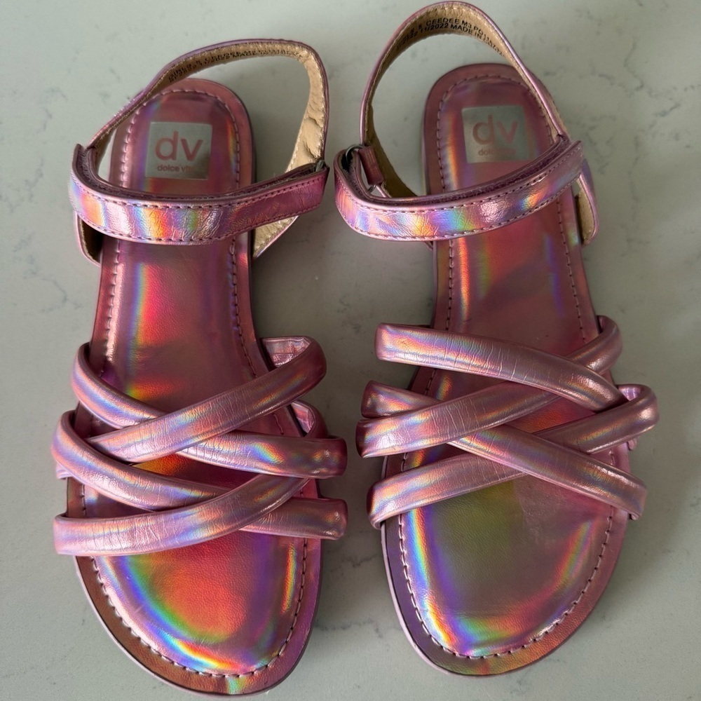 New DV By Dolce Vita Girls metallic pink Sandals in size: 5